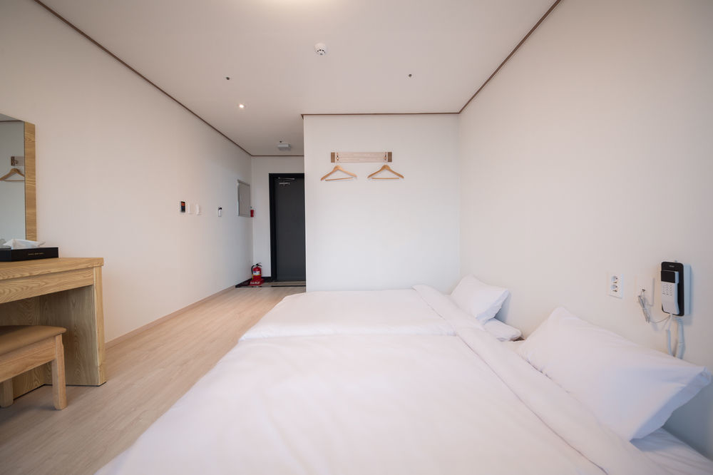 Jeju Mon Dieu Hotel Экстерьер фото